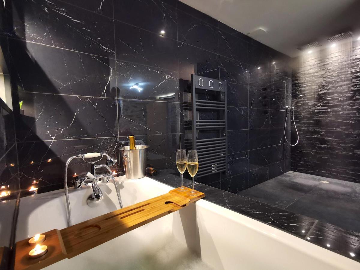 Appartement Luxueux Au Coeur De La Doutre Angers Exterior photo